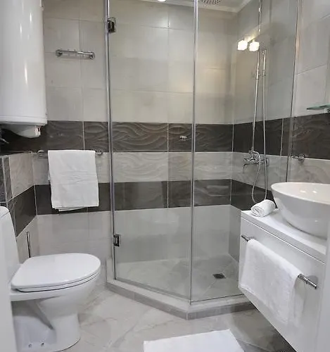 Poshta 1 3 瓦爾納