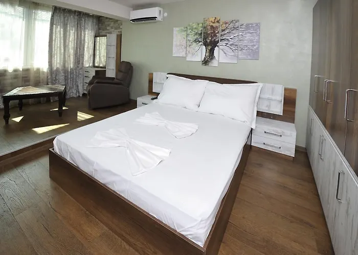 Poshta 1 3 * Варна